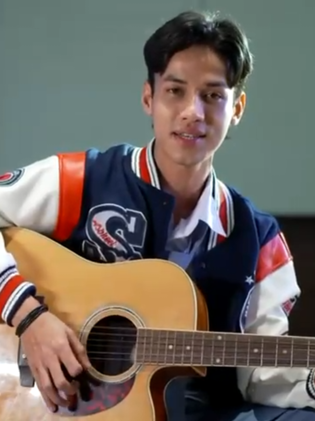 Kenalan dulu yuk sama Daffa Merdeka yang diperankan @Adzando Davema 😍 Makin penasaran kannn!? Nantikan Benci Jadi Bucin SEGERA hanya di RCTI!! #adzandodavema #bencijadibucin #layardramarcti #tiktoktainment 