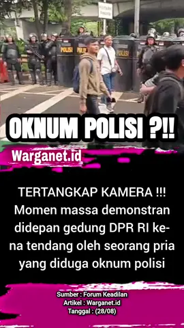 Diduga oknum polisi tendang massa demonstran. 28/08 #demo #polisi #dpr #dprri #bubarkandpr 