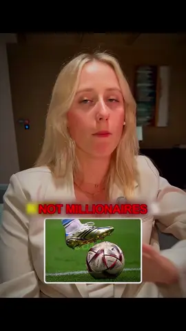 She Thinks Football Players Aren't Millionaires 😂🤡#ronaldo #messi #millionaires #billionaires #footballplayer #rich #footballtiktok