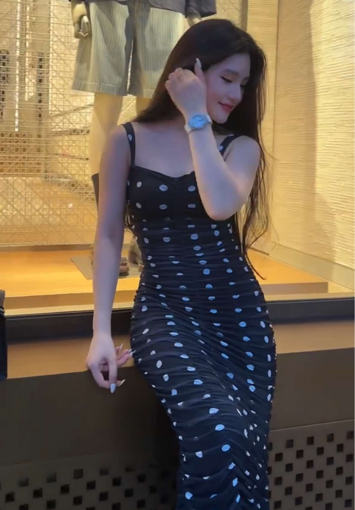 Mỗi lần đi quay là xoay về chóng hết cả mặt 🤣