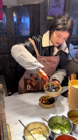 Thèm đậu hủ thối quá 😋😋😋 #China #Travel 