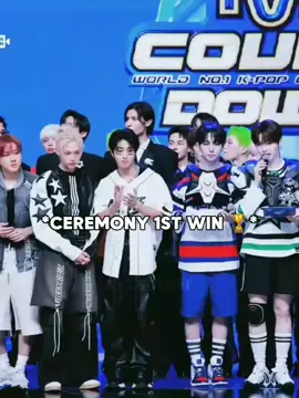 I CAN'T STOP LAUGHING AT STRAYKIDS' FUNNY MOMENTS HERE 😭🤣😂 Our Silly Kids #straykids #mcountdown #funnymoments 