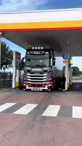 Noll 😍👌 driver ?? #dikkevrachtauto🇳🇱😍🔥 #belgiestyle🇧🇪😍👌 #goingstyle🚨 #openpijp🤟😍 