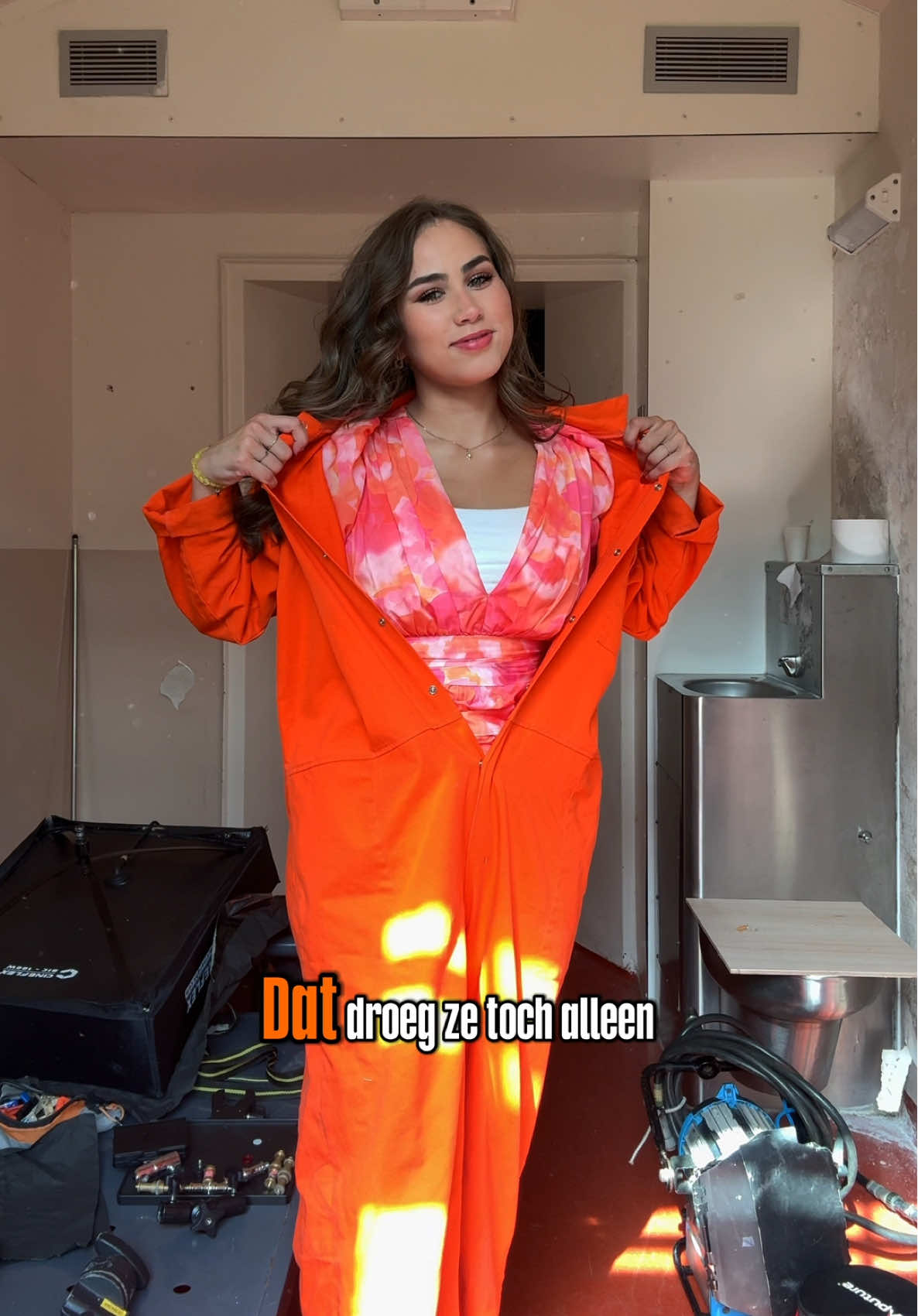 Wie denk jij dat de dader is bij Zapp Detective? #ZappDetective #DagVlog #Actrice 