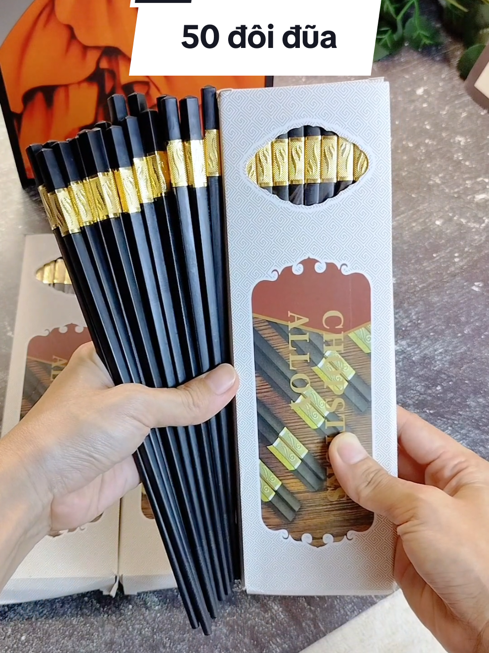 Nhà ai cũng nên thay đũa mới 6 tháng 1 lần để đảm bảo sức khỏe mấy chị,đũa hợp kim mạ vàng không lo mốc,kiểu dáng lại đẹp sang #nhadaily90 #đũa #duamavang #duaancom #duahopkim @Nha Daily @Nha Daily @Nha Daily 