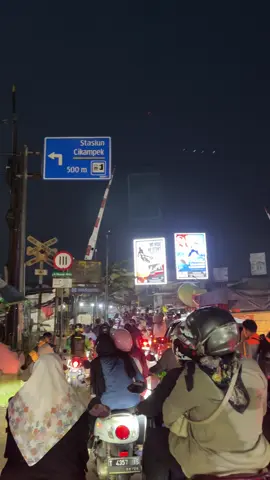 #cikampekstory 