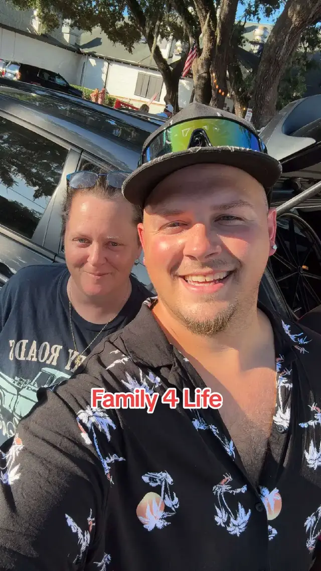 @Asphaltbetty24v🐺💜🍏 @Krista Nicole 🐺💜 #fypシ゚ #family4life👑💯 #usa🇺🇸 