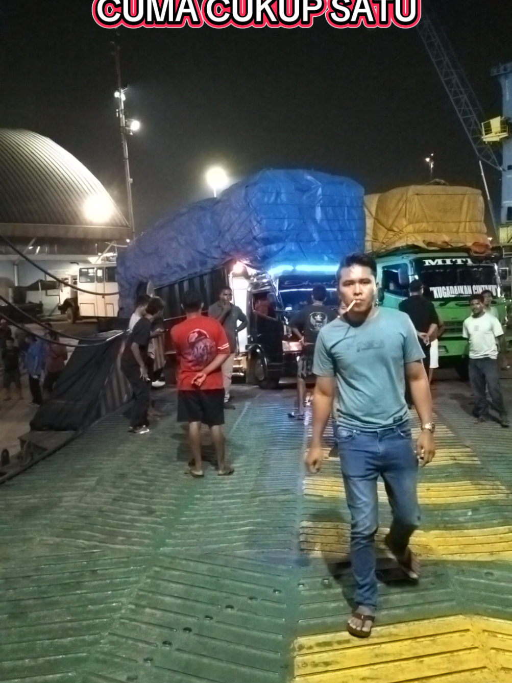 Daripada rebutan #viraltiktok #truk #kapal #fypage 