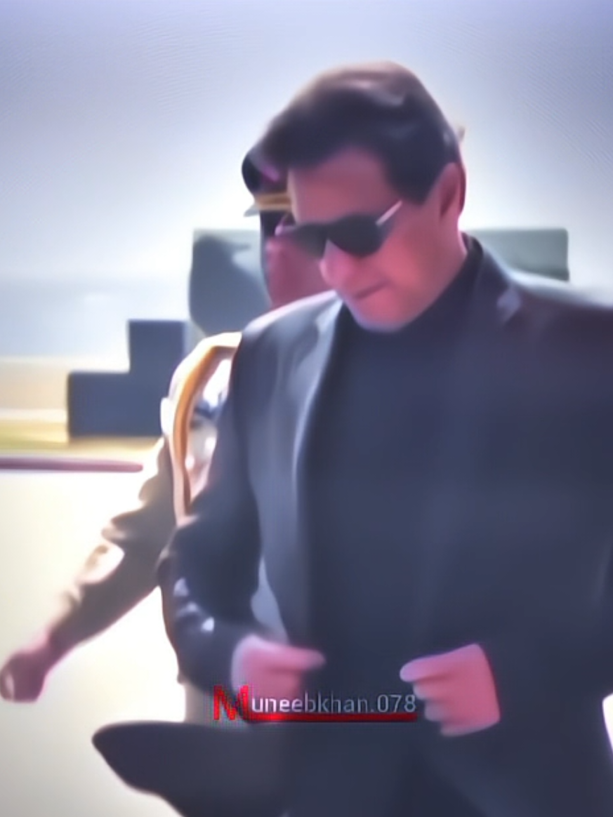 تیس سال سے یہ ڈاکو اس ملک کو لوٹ کر کھارہے ہیں۔💔#dontunderreviewmyvideo #growmyaccount✅ #imrankhanpti #RelaseImranKhan 