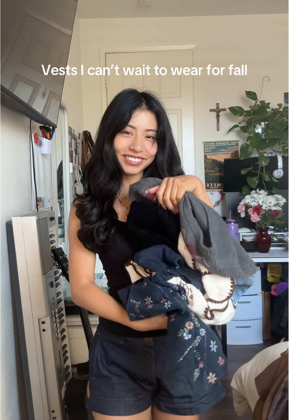 Fall vest collection #outfitinspo #falloutfitinspo #vest #collection #fashion 