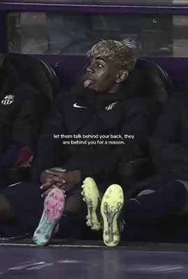 let them talk behind your back, they are behind you for a reason🐐 // SONG NAME: ME FAZ DELIRAR // #motivation #motivational #footballmotivation #fypシ゚viral #blowthisup 