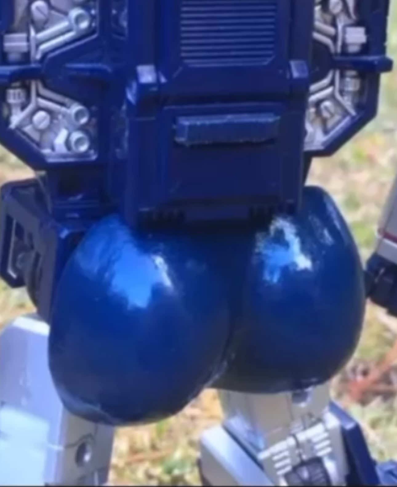 Starscream tries to reprogram Soundwave… but it doesn’t end well 😬 #transformersvoices #starscream #soundwave #transformersmeme #voiceactor 