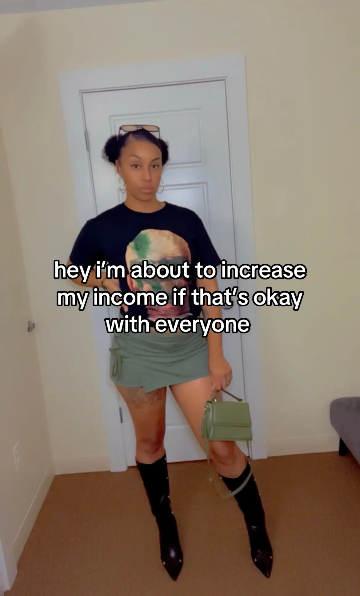 I’m only focused on increasing my income so I can be in complete control of my life. I already don’t have to worry about commuting, listening to a boss or ask for permission for a break! Now, I’m just focused on increasing my revenue. If I’m going to work hard everyday, I might as well work hard for myself! 💪🏽 #momboss #mompreneur #womaninbusiness #multiplestreamsofincome #extraincomefromhome 