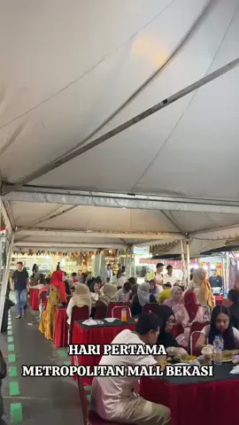 [[𝐒𝐀𝐕𝐄 & 𝐒𝐇𝐀𝐑𝐄] 𝐇𝐚𝐥𝐨 𝐊𝐨𝐭𝐚 𝐁𝐞𝐤𝐚𝐬𝐢‼️ Datang dan saksikan kemegahan budaya Minang dalam perhelatan akbar 𝐅𝐞𝐬𝐭𝐢𝐯𝐚𝐥 𝐒𝐮𝐦𝐚𝐫𝐚𝐤 𝐌𝐢𝐧𝐚𝐧𝐠𝐤𝐚𝐛𝐚𝐮 𝟐𝟎𝟐𝟓, sebuah festival budaya yang memadukan kearifan lokal, seni tradisional, dan semangat kebersamaan dalam satu panggung penuh warna. “𝑀𝑒𝑛𝑗𝑢𝑙𝑎𝑛𝑔 𝐵𝑢𝑑𝑎𝑦𝑎, 𝑀𝑒𝑤𝑎𝑟𝑖𝑠𝑖 𝑊𝑎𝑟𝑖𝑠𝑎𝑛 𝑁𝑒𝑔𝑒𝑟𝑖” 𝑆𝑎𝑡𝑢 𝑅𝑎𝑠𝑎, 𝑆𝑎𝑡𝑢 𝐵𝑢𝑑𝑎𝑦𝑎, 𝑆𝑎𝑡𝑢 𝑀𝑖𝑛𝑎𝑛𝑔𝑘𝑎𝑏𝑎𝑢!  Untuk pertama kalinya, kemegahan budaya Minang merantau ke Ta nah Pasundan! Festival Sumarak Minangkabau 2025 akan mengguncang Kota Bekasi dengan sajian budaya yang kaya rasa dan penuh makna! 📍 𝐋𝐨𝐤𝐚𝐬𝐢: Metropolitan Mall Bekasi | Kota Bekasi 📅 𝐓𝐚𝐧𝐠𝐠𝐚𝐥: 28,29,30,31 Agustus 2025 (4 Hari)h b  🕘 𝐏𝐮𝐤𝐮𝐥: 10.00 - 22.00 Wib Festival ini menghadirkan beragam rangkaian kegiatan menarik yang akan membawamu menyelami kekayaan budaya Minangkabau: 🔸 𝐏𝐞𝐫𝐭𝐮𝐧𝐣𝐮𝐤𝐚𝐧 𝐒𝐞𝐧𝐢 𝐓𝐫𝐚𝐝𝐢𝐬𝐢𝐨𝐧𝐚𝐥 🔸 𝐅𝐞𝐬𝐭𝐢𝐯𝐚𝐥 𝐊𝐮𝐥𝐢𝐧𝐞𝐫 𝐌𝐢𝐧𝐚𝐧𝐠 🔸 𝐏𝐚𝐦𝐞𝐫𝐚𝐧 𝐊𝐫𝐢𝐲𝐚 𝐝𝐚𝐧 𝐁𝐮𝐝𝐚𝐲𝐚 🔸 𝐃𝐢𝐚𝐥𝐨𝐠 𝐁𝐮𝐝𝐚𝐲𝐚 𝐝𝐚𝐧 𝐒𝐞𝐦𝐢𝐧𝐚𝐫 𝐀𝐝𝐚𝐭 🔸 𝐊𝐨𝐦𝐩𝐞𝐭𝐢𝐬𝐢 & 𝐀𝐤𝐭𝐢𝐯𝐢𝐭𝐚𝐬 𝐌𝐞𝐧𝐚𝐫𝐢𝐤 🔸 𝐁𝐞𝐫𝐭𝐚𝐛𝐮𝐫 𝐀𝐫𝐭𝐢𝐬 𝐌𝐢𝐧𝐚𝐧𝐠  🌟 𝐒𝐩𝐞𝐬𝐢𝐚𝐥 𝐭𝐚𝐡𝐮𝐧 𝐢𝐧𝐢! Festival Sumarak Minangkabau 2025 akan menghadirkan kolaborasi seni lintas daerah Nusantara dalam gelaran “Satu Nusantara di Ranah Minang” — sebuah panggung persatuan budaya Indonesia. 𝐌𝐞𝐧𝐠𝐚𝐩𝐚 𝐊𝐚𝐦𝐮 𝐇𝐚𝐫𝐮𝐬 𝐃𝐚𝐭𝐚𝐧𝐠? 📌 Festival ini bukan sekadar hiburan, tapi perayaan identitas dan kekayaan nusantara di tengah kota. 📌 Kesempatan langka menyelami budaya Minangkabau tanpa harus terbang ke Sumatera Barat! 📌 Ajak keluarga, teman, dan komunitas — mari bersama kita rayakan Indonesia dalam warna Minang! 🎫 𝐆𝐑𝐀𝐓𝐈𝐒 & 𝐓𝐄𝐑𝐁𝐔𝐊𝐀 𝐔𝐍𝐓𝐔𝐊 𝐔𝐌𝐔𝐌! 𝐈𝐧𝐬𝐭𝐚𝐠𝐫𝐚𝐦 𝐎𝐟𝐟𝐢𝐜𝐢𝐚𝐥 : @Kabarantau @MudaMudiminangkabau @_salingka.minang_ @kabaupadati_official @gadihbujangminangkabau @minangtrending @lagu_awak 𝐕𝐞𝐧𝐮𝐞 𝐋𝐨𝐤𝐚𝐬𝐢 @metmalbekasi 𝐔𝐧𝐭𝐮𝐤 𝐢𝐧𝐟𝐨𝐫𝐦𝐚𝐬𝐢 𝐥𝐞𝐛𝐢𝐡 𝐥𝐚𝐧𝐣𝐮𝐭: 📞 Kontak: [081284501546] 𝐀𝐧𝐝𝐚 𝐎𝐫𝐚𝐧𝐠 𝐌𝐢𝐧𝐚𝐧𝐠 𝐇𝐚𝐫𝐮𝐬 𝐓𝐚𝐡𝐮 𝐝𝐚𝐧 𝐁𝐚𝐧𝐠𝐠𝐚𝐥𝐚𝐡!! 𝐁𝐚𝐧𝐭𝐮 𝐒𝐞𝐛𝐚𝐫𝐤𝐚𝐧 𝐢𝐧𝐟𝐨𝐫𝐦𝐚𝐬𝐢 𝐢𝐧𝐢 𝐤𝐞 𝐝𝐮𝐧𝐬𝐚𝐧𝐚𝐤 𝐤𝐢𝐭𝐨 𝐧𝐚𝐧 𝐥𝐚𝐢𝐧. #FestivalSumarakMinangkabau2025 #bekasi #viral #eventminang2025 #kabaupadati_official 