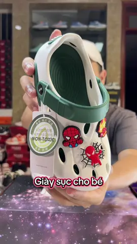 Giày sục cho bé đẹp, dễ thương, chống nước #manhgiay #giaychobe #depchobe #giaysuc 