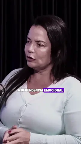 A Dependência Emocional é um buraco #relacionamentos #dependenciaemocional #solitude #seamemais 