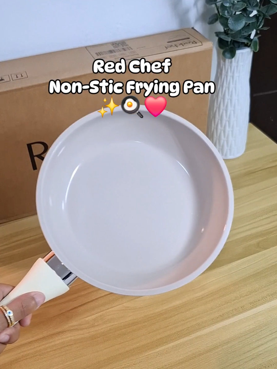 ✨Level up your cooking with this Red Chef Non-Stick  Frying Pan🍳❤️.  A must-have in every kitchen! 20cm size🫶. 👉 Grab yours now! #KitchenMustHave #RedChef #redchefnonstickfryingpan   #nonstickpans  #UnboxWithMe