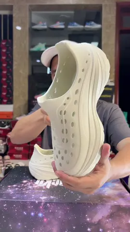 Giày sneaker nam nữ chống nước, siêu nhẹ, siêu êm, giá rẻ #manhgiay #giaysneaker #giaythethao #giaydimua 