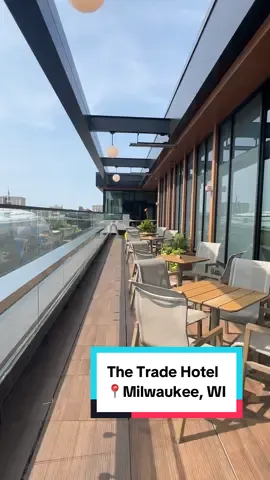 The Trade Hotel Milwaukee, Wisconsin [HOSTED]  . . . #milwaukeehotel #thingstodoinmilwaukee #milwaukeewisconsin #milwaukeerooftop #thetradehotel 