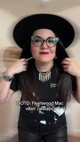 Just a casual Thursday at the office blaring #fleetwoodmac #OOTD #redlip #blackfashion #eyeglasses 