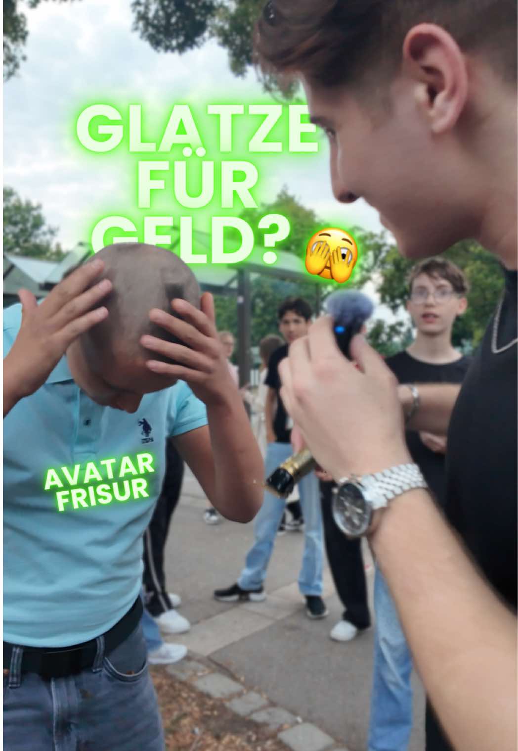 Glatze schneiden lassen für 20€? 😭😳 #stuttgart #fyp #glatze #lustig #friseur 