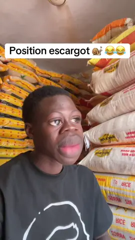 #rires😂 #poutoi #tiktokivoire225🇨🇮 #togolais228🇹🇬 #humour 