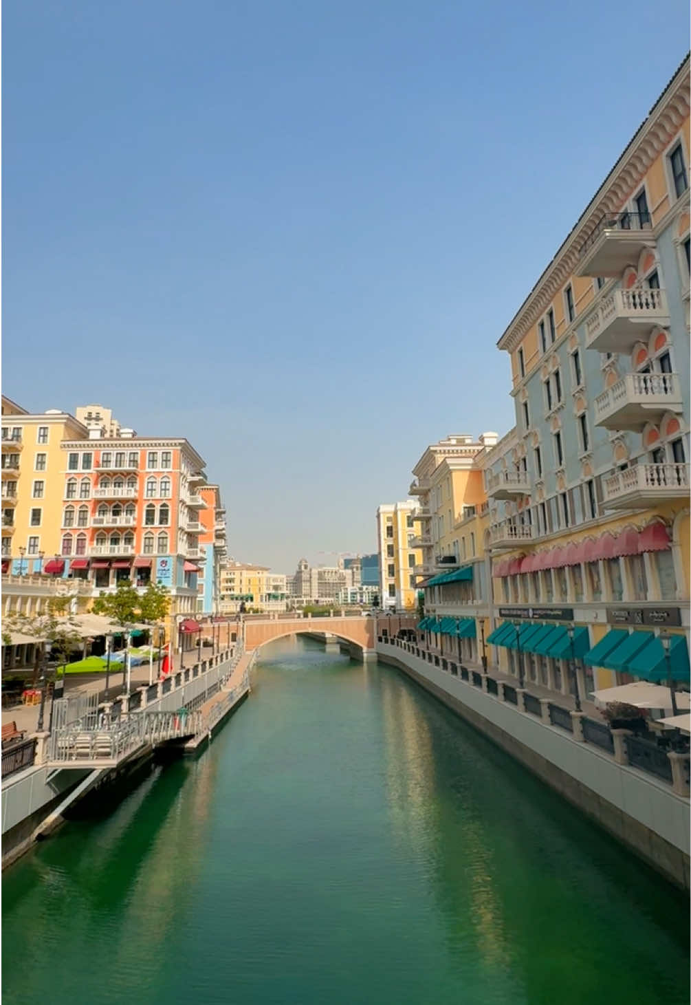 Colorful Building🇶🇦 #fyp #color #qatar #PlacesToVisit #lusail 