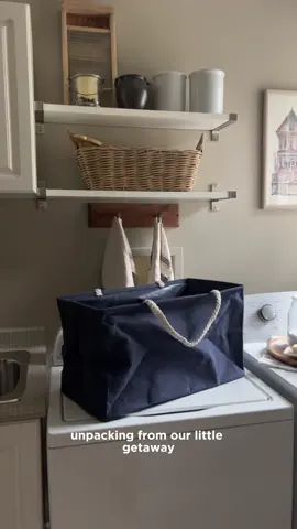 Meet your new everything tote… aka the Crunch Can🤝 Available in Khaki and Navy.  #CrunchCan #StorageSolutions #TiktokFinds 