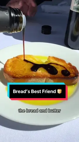 For all the bread lovers out there this one's for you! Try our new traditional olive oil dip: creamy, flavorful, and perfectly paired with our barrel-aged balsamic vinegar, which naturally thickens over time for a rich, delicious finish. Grab a bottle of our balsamic and olive oil and let us know what you think!