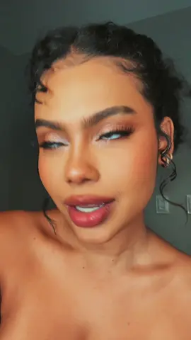 Consegui ficar minimamente parecida com a mami? @TYLA 