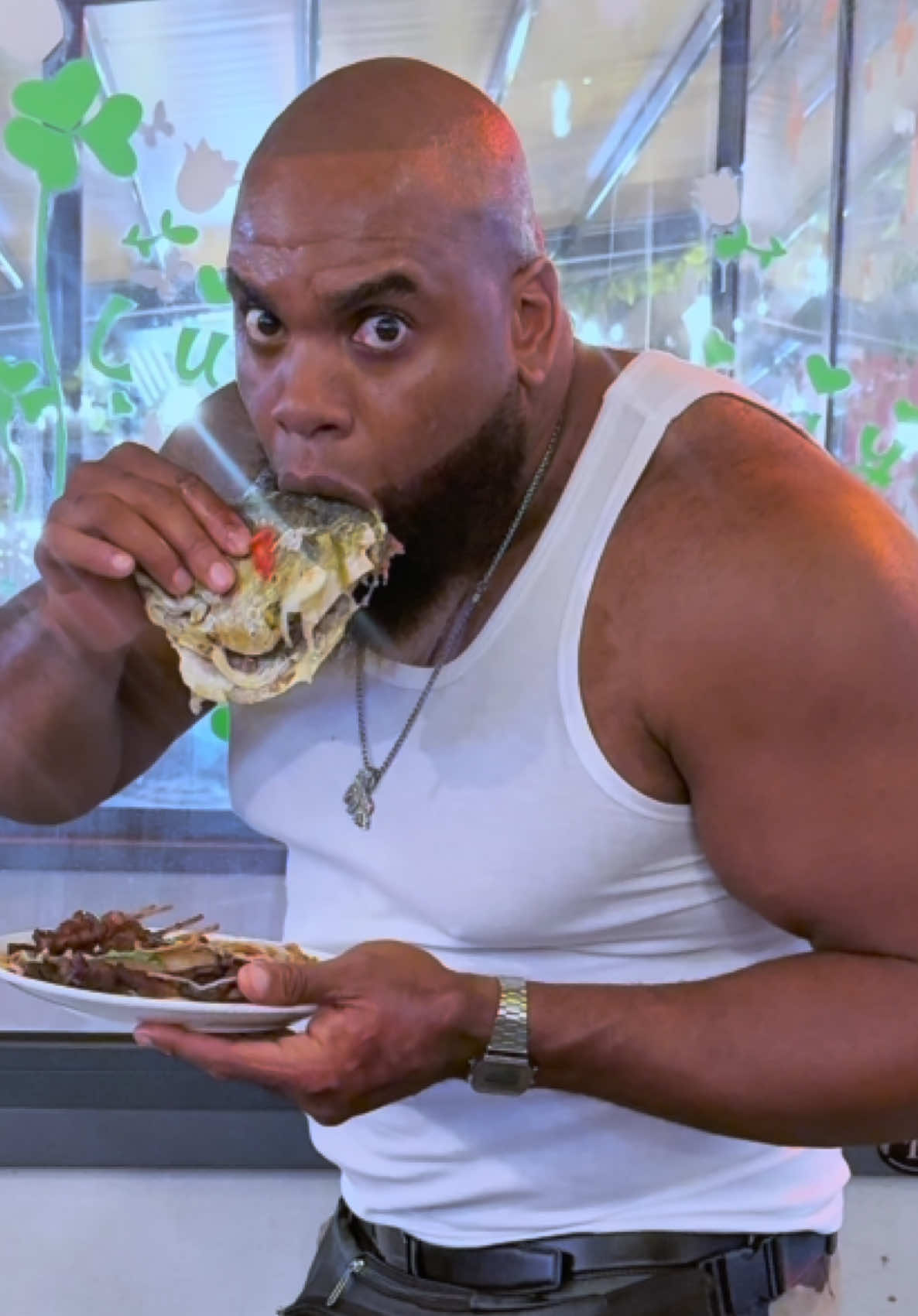 😳WHAT'S HIS PROBLEM WAAAAYEEEE🙄✨✨✨🐠💯 @wokgrillmontigny #fy #fyp #pourtoi #easyk #easyklunik 