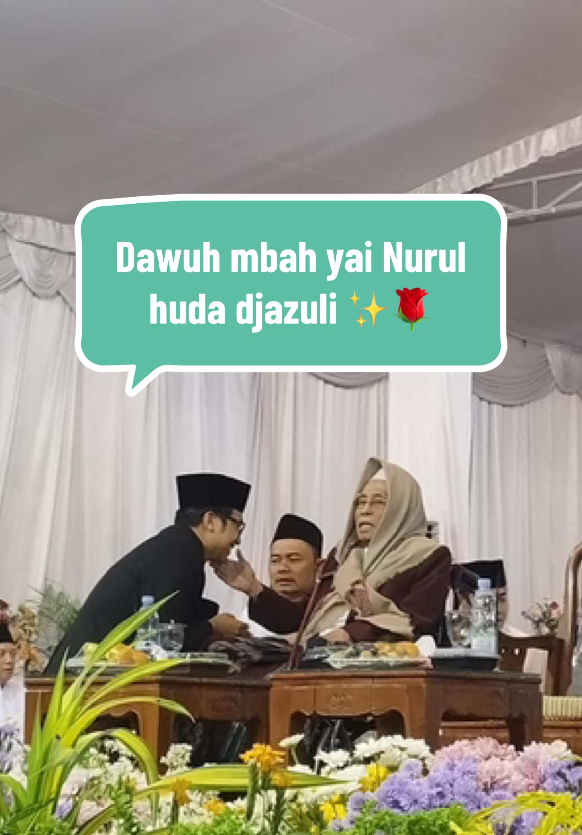 Tidak ada hari selain Ngaji ngaji dan ngaji begitulah dawuh beliau.. Masya Allah ✨🥹🌹 #haulkhmunifdjazuliploso  #alfalahploso #queenalfalah #khnurulhudadjazuli #CapCut  @زُلْفَى 🤍🕊️✨ 