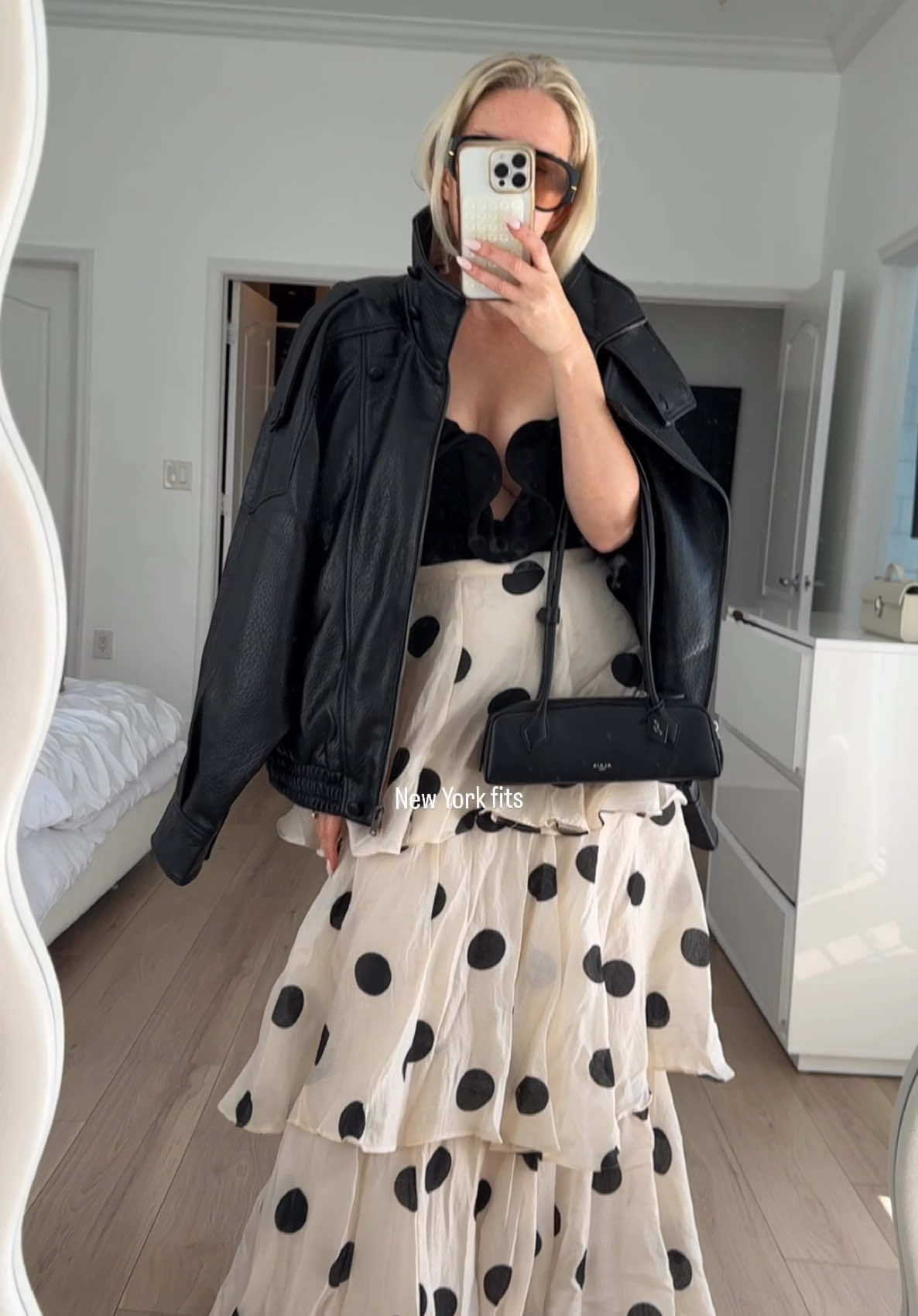currently trying outfit combinations for New York Fashion Week and here are a few that I tried on this morning! everything is linked on my LTK ##nyfw##nyfwoutfit##newyorklooks##newyorkfashionweek##newyorkfashionweekstyle##alaialeteckel##savettesymmetry##savetteslim##bottegaandiamoclutch##zarahaul##zaraviral##zaraviraljacket