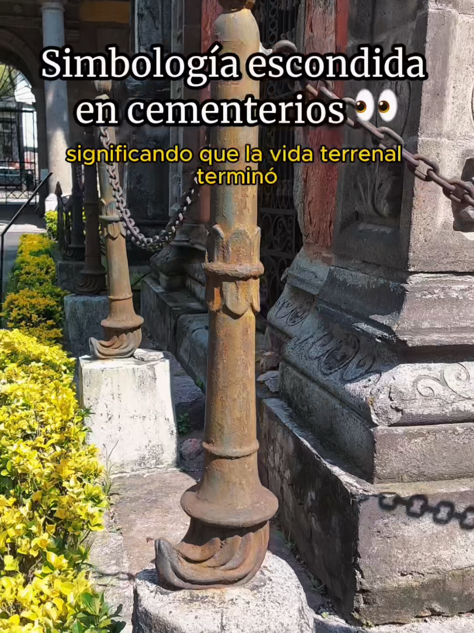 ¿Conocías este símbolo funerario? 👀 ¿qué te dice su significado? Sígueme para aprender más de arte funerario, cementerios y simbología 🪦🖤 📍 Panteón de San Fernando, CDMX 🇲🇽 #cementerio #cemeterylovers #turismo #simbologia #artefunerario 