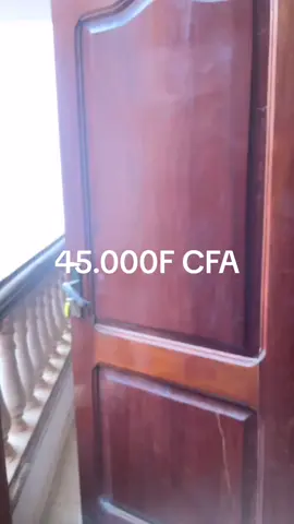 À LOUER  *Au 1er étage balcon personnel* Disponible à Porto-Novo   DANTO très proche du goudron OUANDO von en face de l'hôtel HOROCO  à côté de l'école AFRICA PROGRESS, *au 1er étage deux chambres salon sanitaire dallée à balcon personnel ,à couloir, 2douches,plus douche visiteur ça fait 3douches 02brasseurs au salon , brasseur dans toutes les chambres , carreaux miroir avec des spots lumineux ,cusine à l'américaine tout scientillant,les deux compteurs sont personnels* LOYER 50.000  AVANCE 3 MOIS  CAUTION EE 50000 COMMISSION1 MOIS  VISITE 3000#benintitok🇧🇯🇧🇯🇧🇯 #locations#creatorsearchinsights2025#tiktokviral 