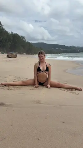 mermaid 🧜🏼‍♀️  #Beach #travel #blonde #kiwi 