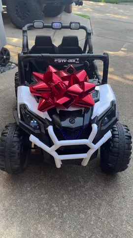 This 24V electric ride on UTV is going to be a great gift for kids!         #giftforkids #electricrideoncarsforkids 
