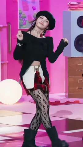 Iroha fancam #iroha #illit #trending #oncespov #kpopfyp @ILLIT 