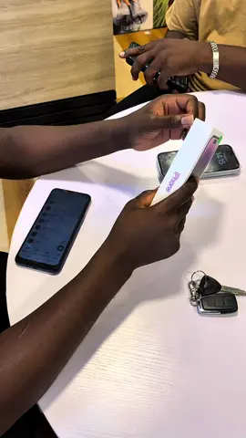 Le client déballe, la qualité parle 📱💯 iPhone 14 Pro Max by Malthus Apple »❤️