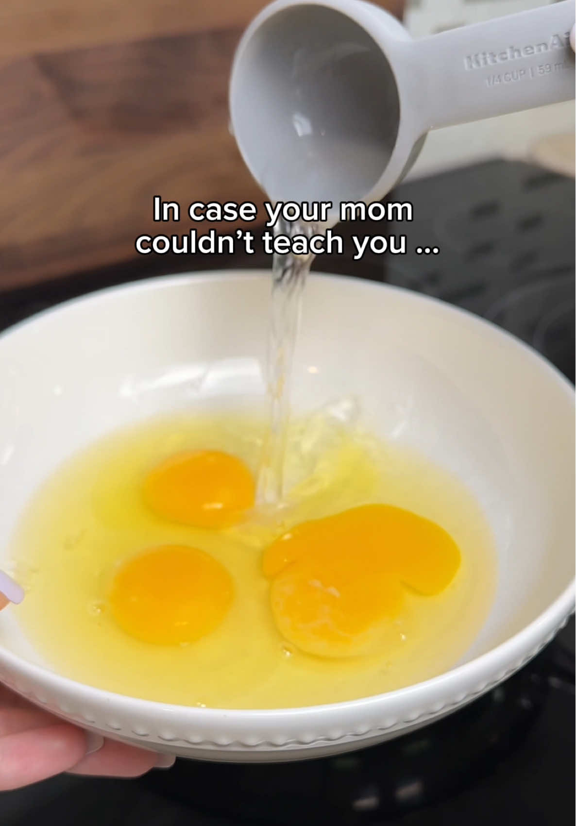 Now I’m OBSESSED with this method of cooking our eggs 💔 #eggs #food #EasyRecipe #japanese #foodtiktok 