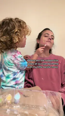 Where the girlies at?!? #girlsgirl #momssupportingmoms #girlssupportinggirls #womensupportingwomen 