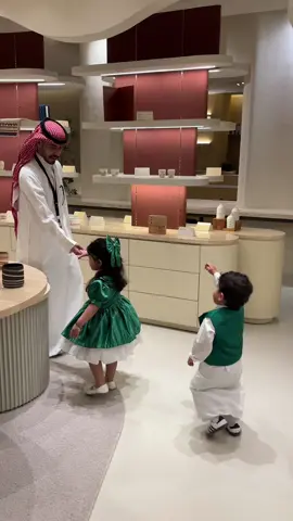 #اليوم_الوطني #السعوديه🇸🇦💚 #مصممه_اطفال #فستان_اليوم_الوطني #سديري_اليوم_الوطني 