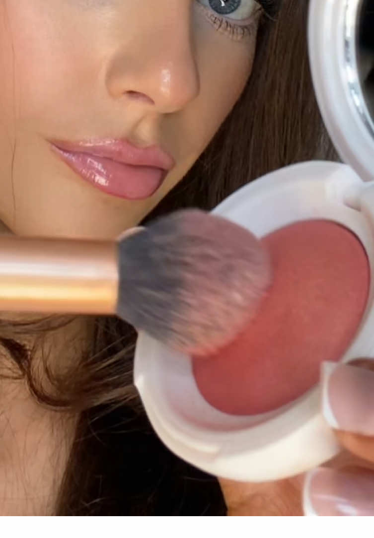 @Rare Beauty ☁️🏹  #rarebeauty #rarebeautyblush #blushtrend #bestblush #fyp 
