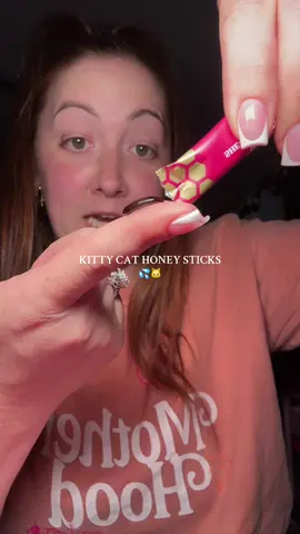 I don’t know what kind of magic is in these @Better Alt She-Lajit honey sticks but I will keep these stocked in my house🐱💦😂 #shelajit #shelajithoneysticks 