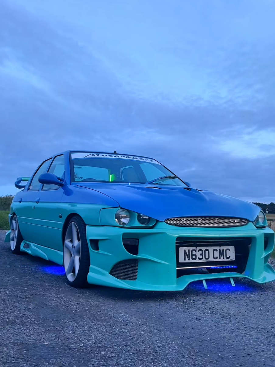 #modifiedcars #neons #underglow #maxpower #carscene 