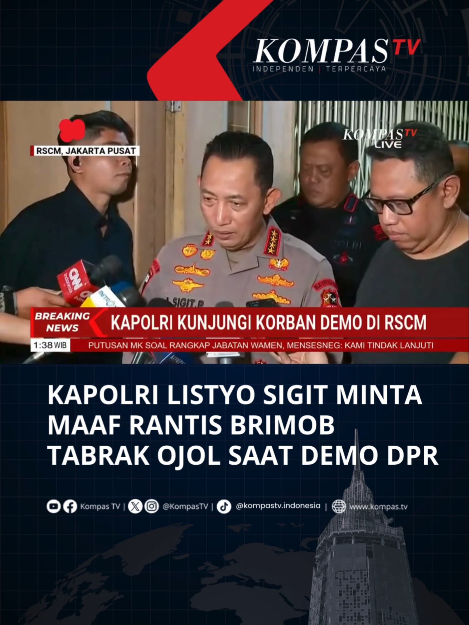 Kapolri Jendera Listyo Sigit Prabowo menyampaikan keterangan terkait kasus Rantis Brimob yang menabrak pengemudi Ojek Online hingga meninggal dunia di Jakarta. Hal ini disampaikan Listyo Sigit saat mengunjungi keluarga korban di RSCM pada Jumat (29/8/2025). Listyo Sigit menyampaikan duka cita mendalam kepada korban dan menyampaikan permintaan maaf kepada Masyarakat. Pihaknya mengatakan akan mengusut tuntas musibah ini. Tuliskan komentarmu dan dapatkan berita terkini lainnya di www.kompas.tv serta youtube.com/kompastv #SOROTKompasTV #TikTokBerita