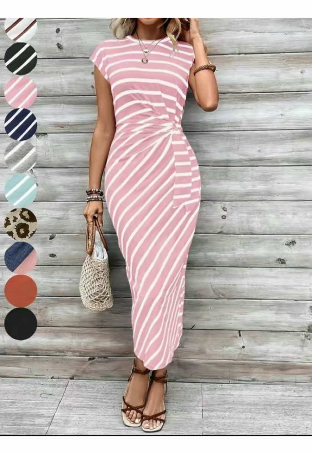 #tiktokshop Es una prenda versátil y femenina, ideal para ocasiones informales, salidas de día, playa o reuniones casuales. El material parece ser ligero y elástico, adaptándose bien al cuerpo. 👉 Además, está disponible en varios estampados y colores (rayas negras, azul marino, gris, turquesa, animal print, denim, terracota y negro liso), ofreciendo opciones para diferentes estilos y gustos.