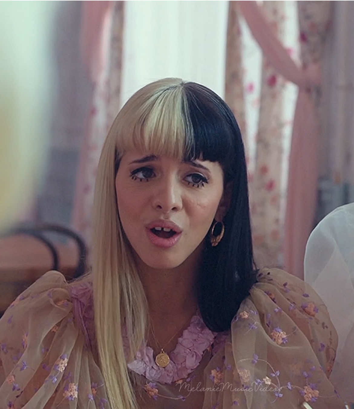 lunchbox friends 👭🕒                   #melaniemartinez #fyp #меланимартинез #k12 #crybaby 