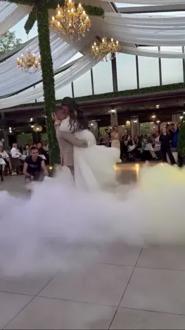 #firstdance #firstdancesong #diewithasmile #weddingday #weddingdance 
