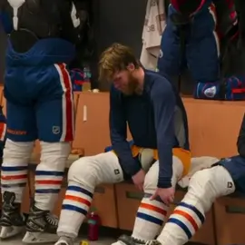 Коннор Макдэвид (англ. Connor McDavid) — канадский хоккеист, центральный нападающий клуба НХЛ «Эдмонтон Ойлерз».  ru.ruwiki.ru ru.wikipedia.org* Плохая оборона снова подвела 